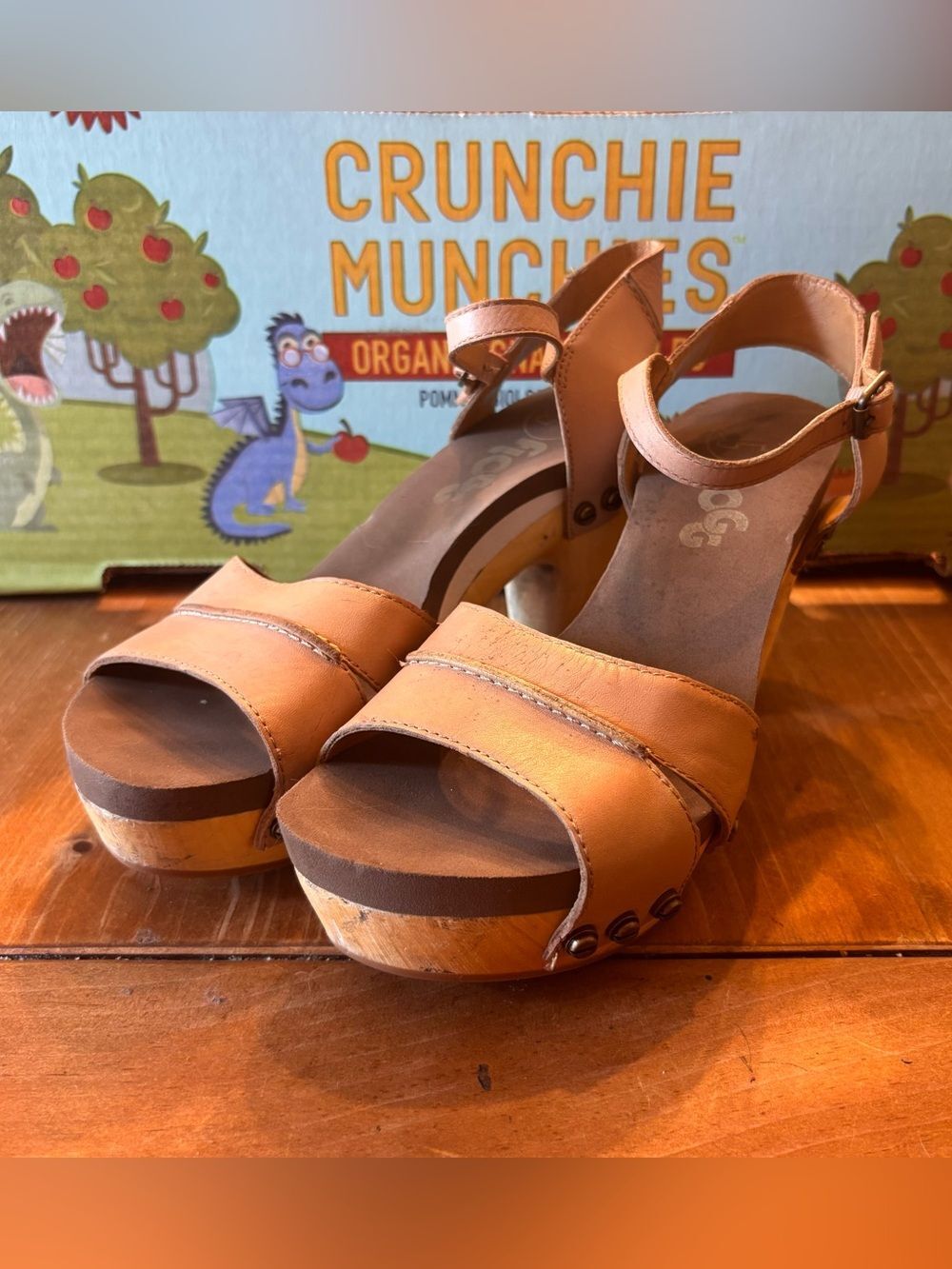 Flogg womens leather platform clog sandals tan 8